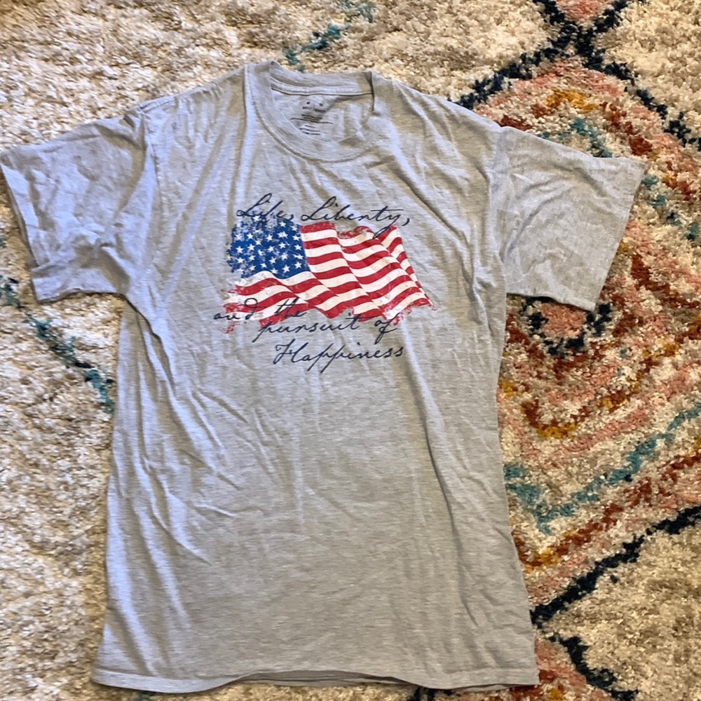 Medium grey USA Flag vintage graphic tee